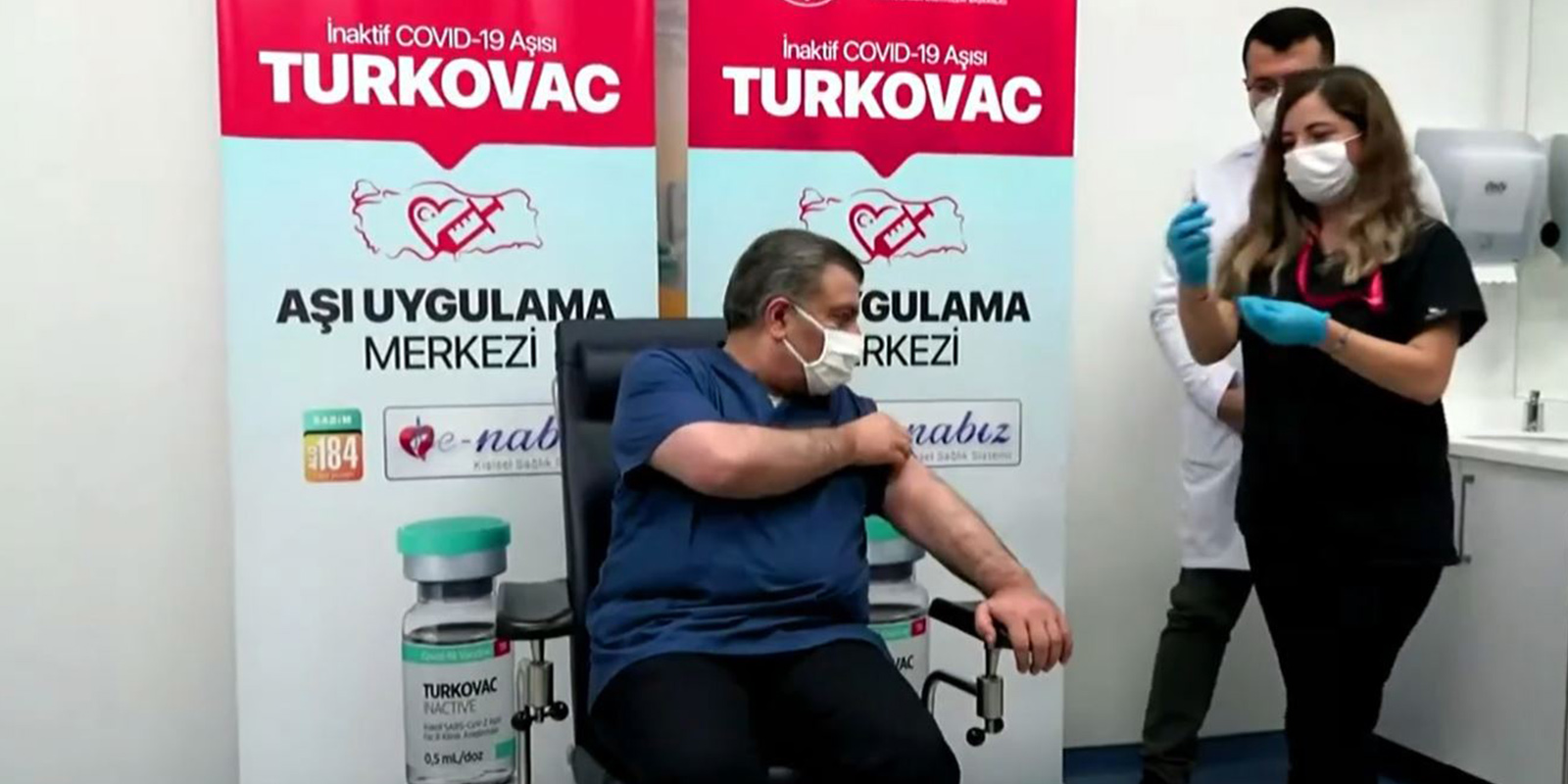 Bakan Koca Turkovac aşısı oldu