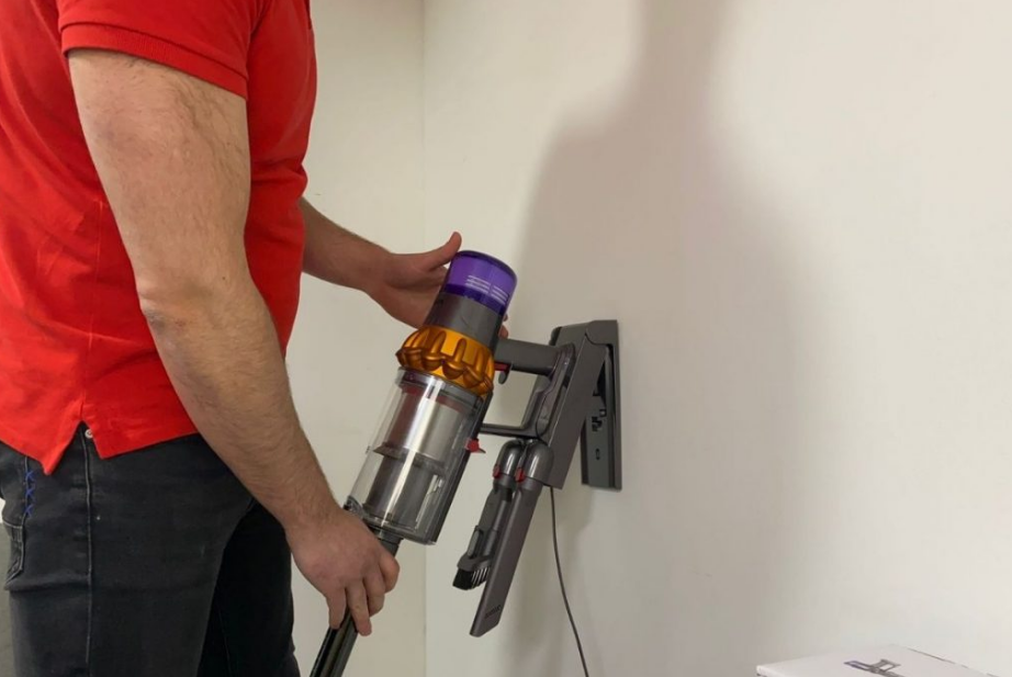 Dyson V15 Duvara Montaj Nasıl Yapılır? (2023)