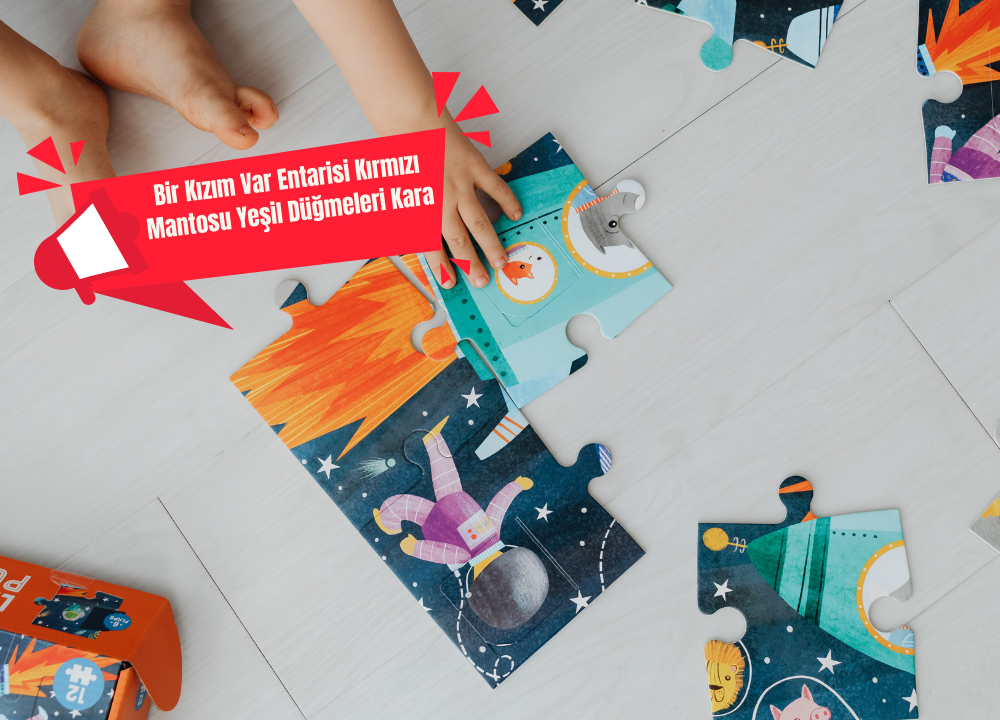 Bir Kızım Var Entarisi Kırmızı Mantosu Yeşil Düğmeleri Kara