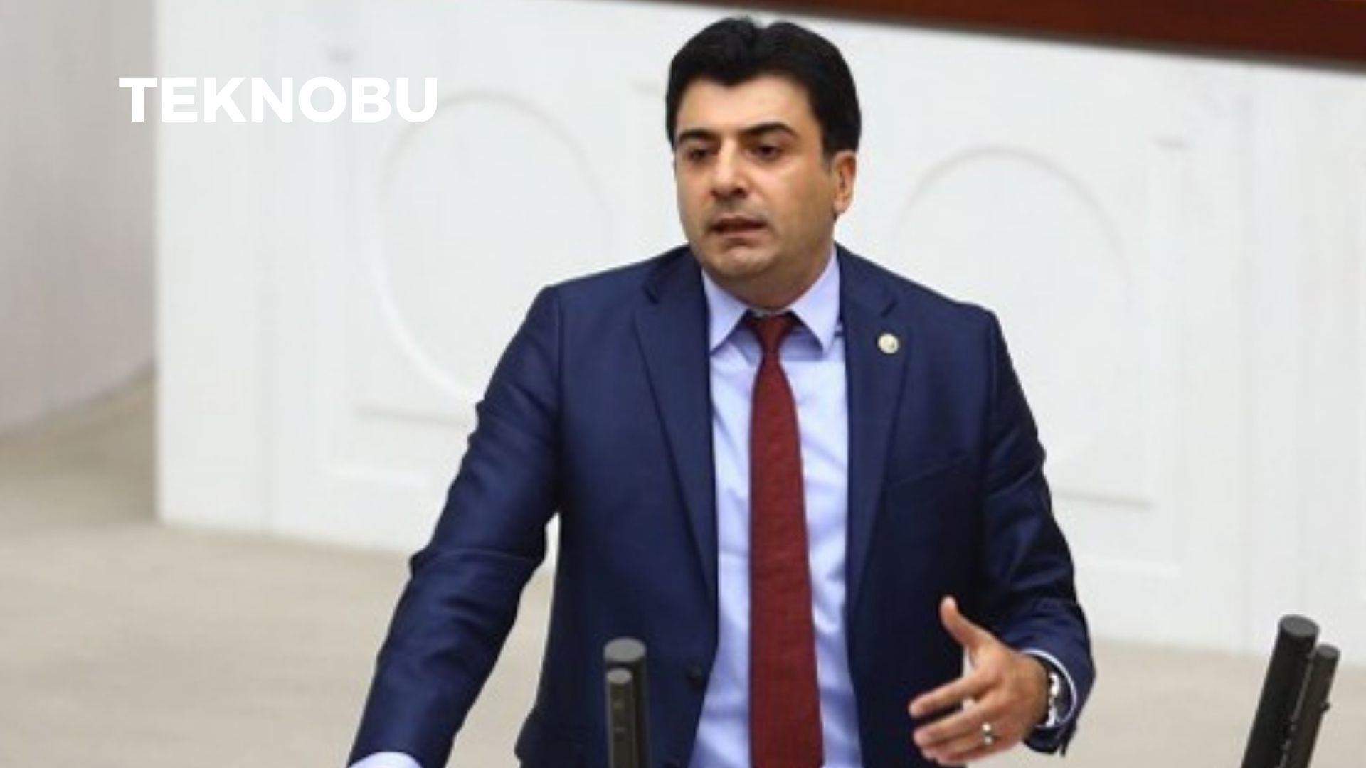 Zeynel Emre Alevi mi? Hakkında Detaylar!