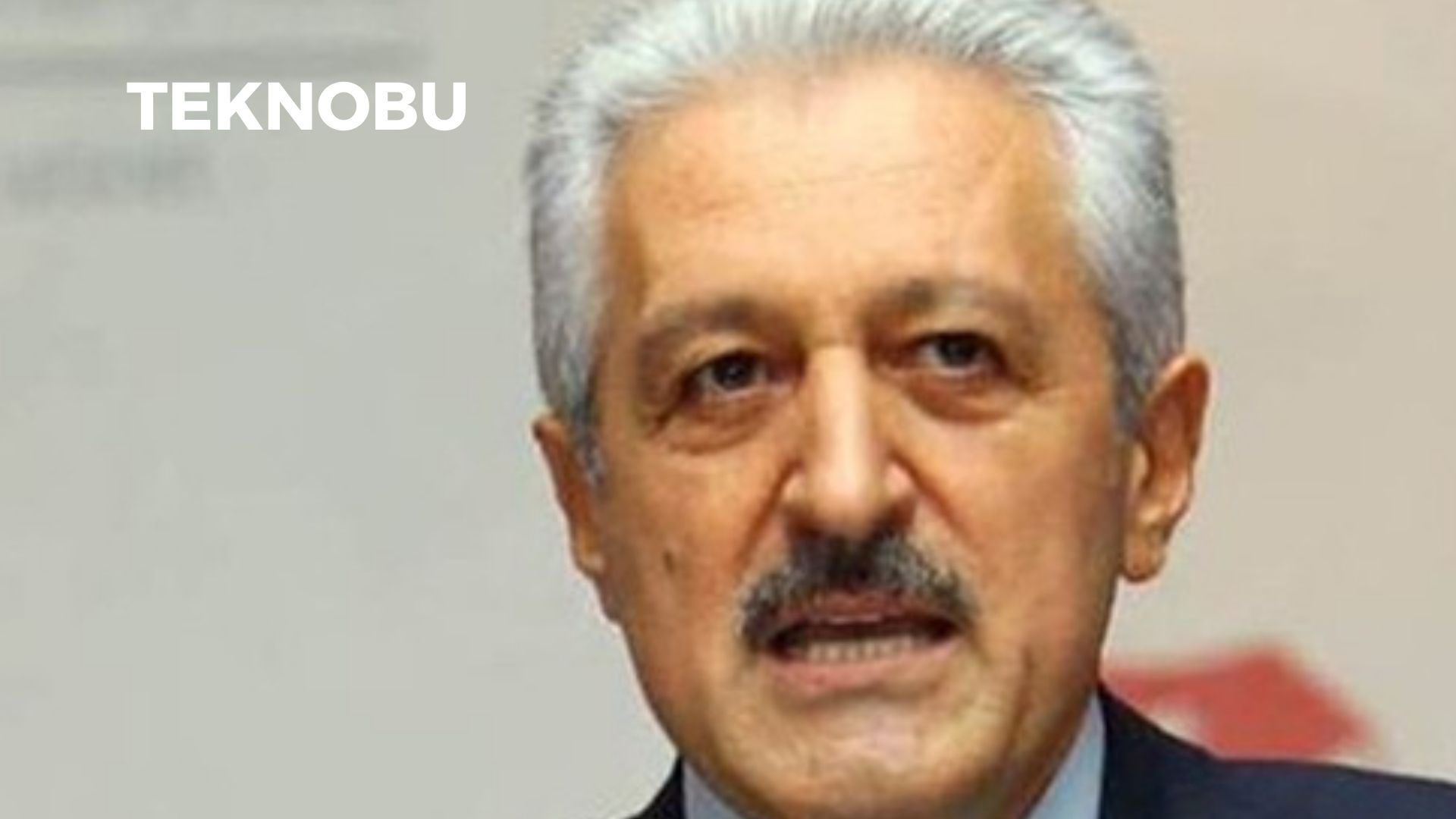 Mehmet Ali Aydınlar Alevi mi?