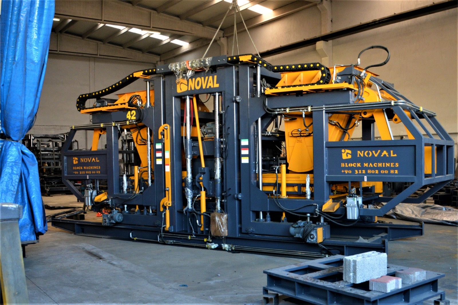 Concrete Block Machine